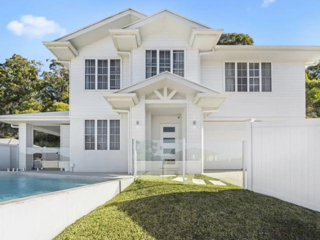Hampton style family home Submit offers will be sold!