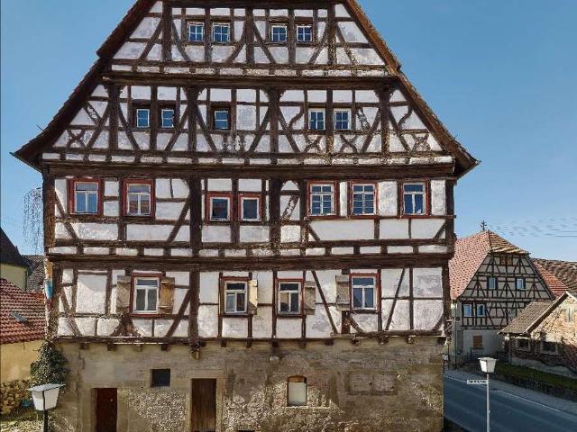 INVESTOREN aufgepasst außergewöhnliches historisches Denkmalobjekt