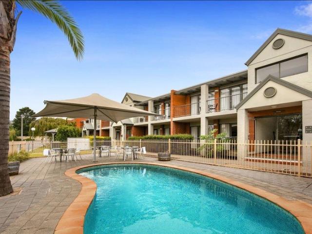 INVESTORS $25,542 Rent PA with increases 7.35% Gross / 6.04% Net