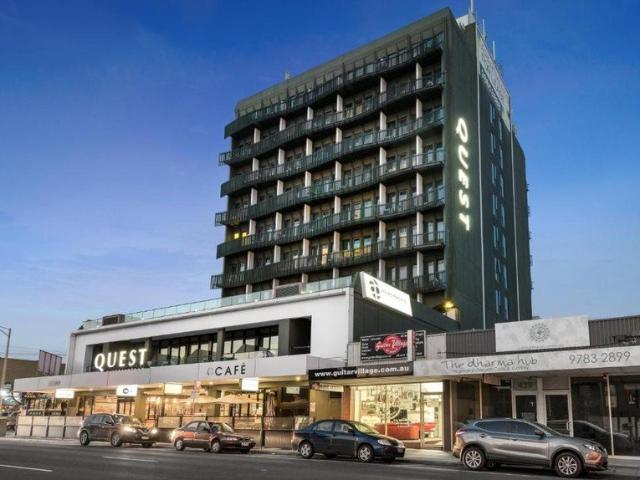 INVESTORS BE QUICK! 2 bed $33,447 pa $643 pw rent