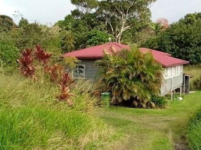 Investors Dream. 4 Houses and Land