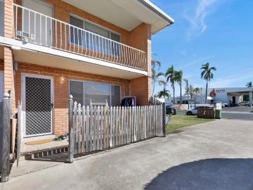 Investor's Dream Freshly Updated Unit!