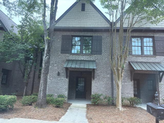 Inverness Cove Ln