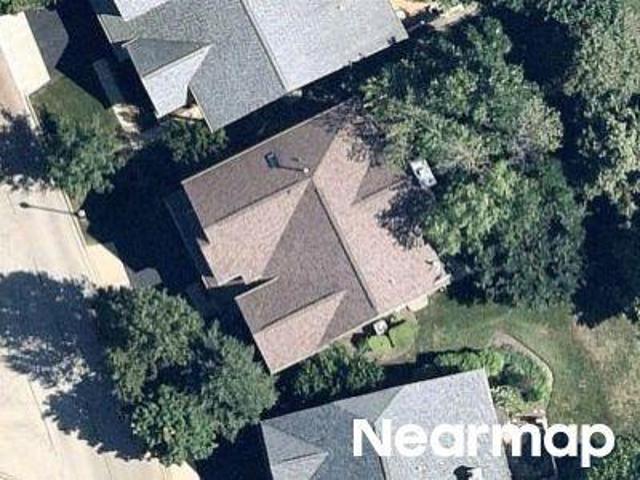 Inverness Dr