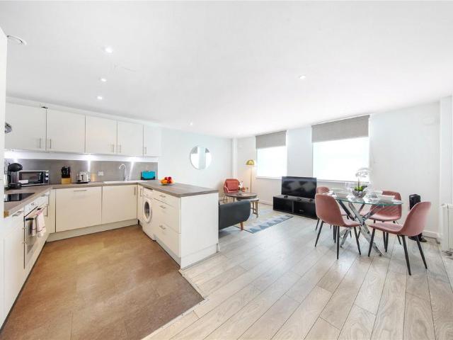 Inverness Street, Camden, London, NW1 1 bed apartment to rent £2,400 pcm £554 pw
