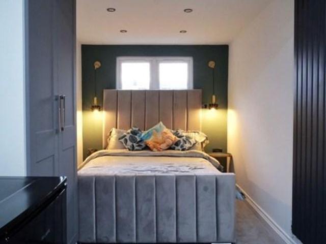 Inverness Road, London, TW3 1 bed in a house share to rent £1,350 pcm £312 pw