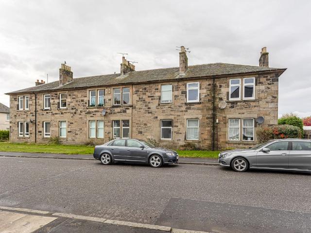 Inverallan Road, Bridge Of Allan FK9, 2 bed flat to rent, £900 pcm | PrimeLocation