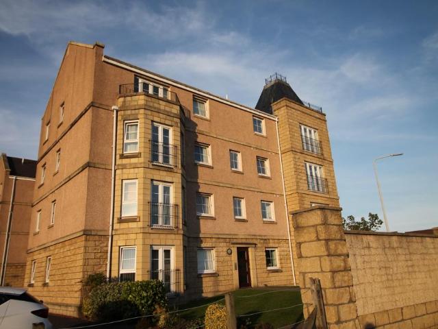 Inverewe Place, Dunfermline, KY11 2 bed flat to rent £850 pcm £196 pw