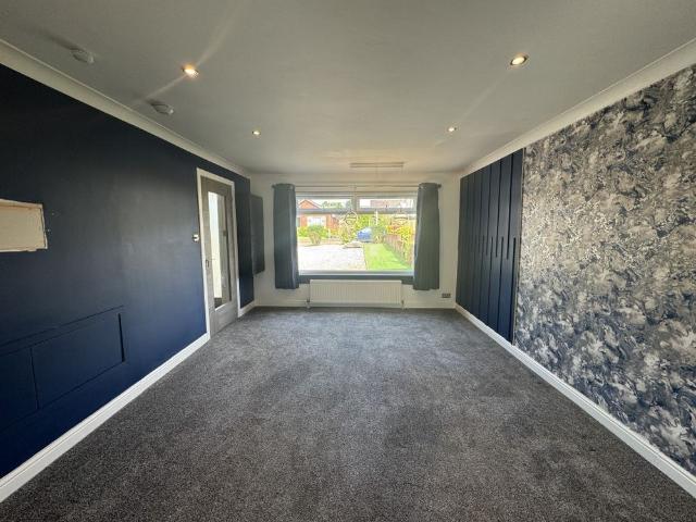 Invergarry Drive, Deaconsbank | £1,595 Monthly
