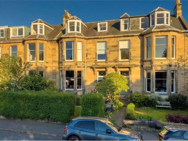 Inverleith Place, Inverleith, Edinburgh 3 bed flat to rent £1,950 pcm £450 pw