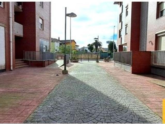Inversión en Piso de 4 habitaciones con garaje