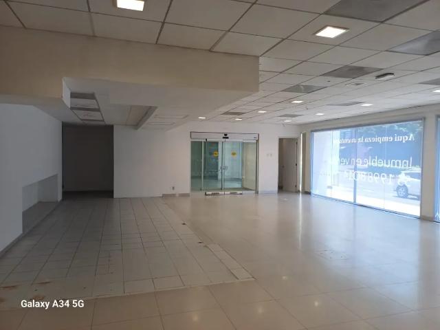 INVERSIÓN ESTRATÉGICA CON GRAN POTENCIAL COMERCIAL
