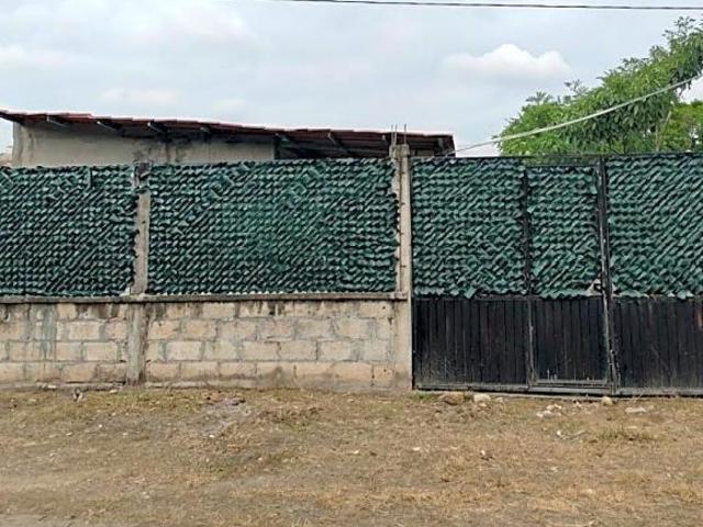 TERRENO EN VENTA EN TLALIXCOYAN Adaptable para balneario,canchas deportivas,o jardín para eventos