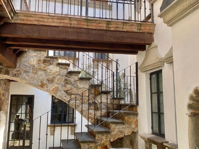 Inversión Lista para Airbnb en Umarán: 4 Departamentos Amueblados en el Centr