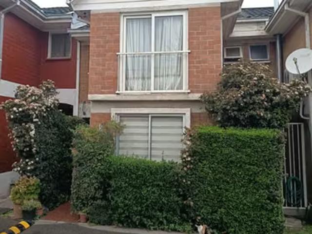 Inversionista buen precio, ubicación y Arrendada | 3 dormitorios por 3500.00 en Lo Barnechea