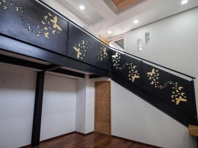 Departamento en Venta de dos niveles, excelente ubicación