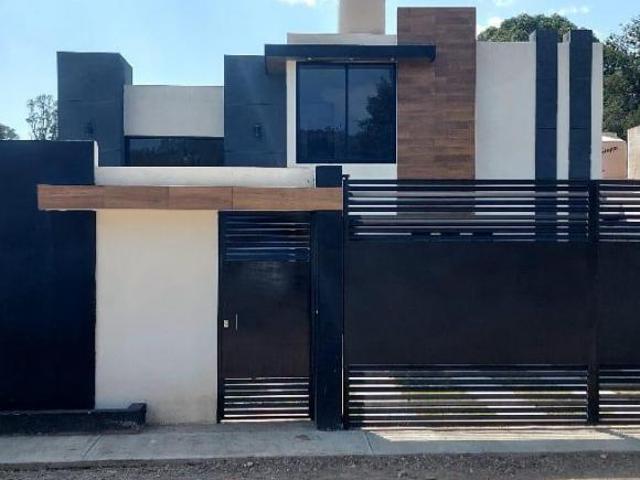 Invierte en Casa Nueva en Preventa a 5 min de Gran Patio | Personaliza tu Proyecto