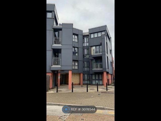 Invito House, Ilford IG2, 1 bed flat to rent, £1,525 pcm | PrimeLocation