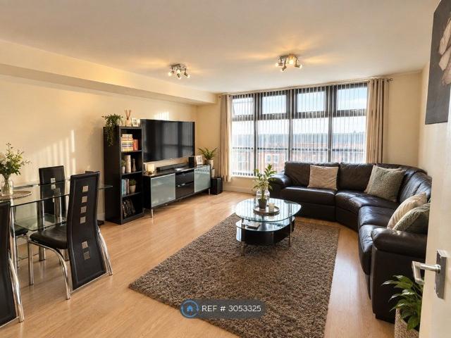 Invito House, Ilford IG2, 2 bed flat to rent, £1,850 pcm | PrimeLocation