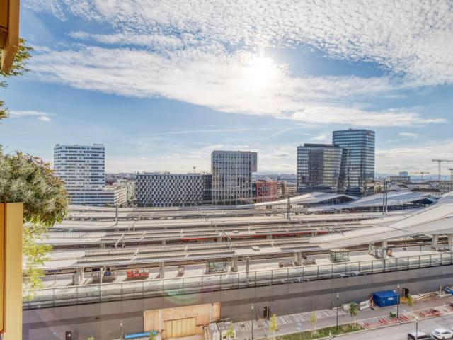 Inviting 1 bedroom flat near the Central European University