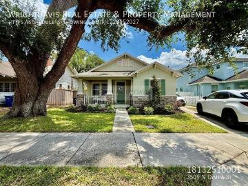 Modern 3/2 Home in Tampa Heights