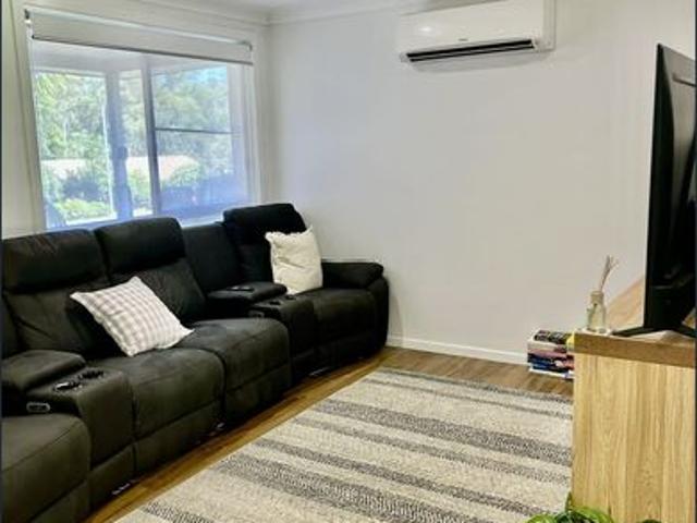 Inviting 3 Bedroom Home with Fresh Modern Interior