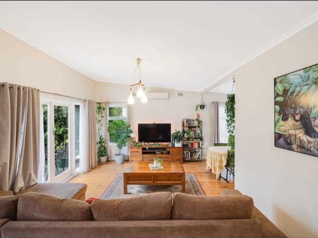 Inviting Three Bedroom Home in a Convenient Location