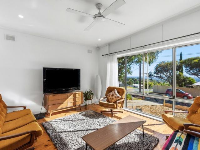 Inviting three bedroom home in elevated position with sweeping views