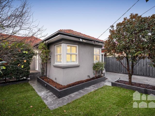 Inviting family haven, superb lifestyle location