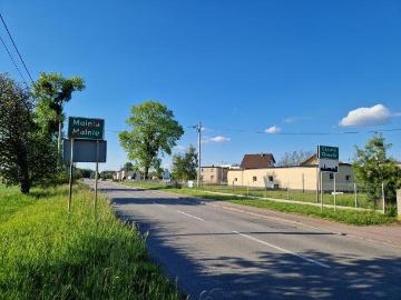 Inwestycja z halami i działką 47 arów w Malni