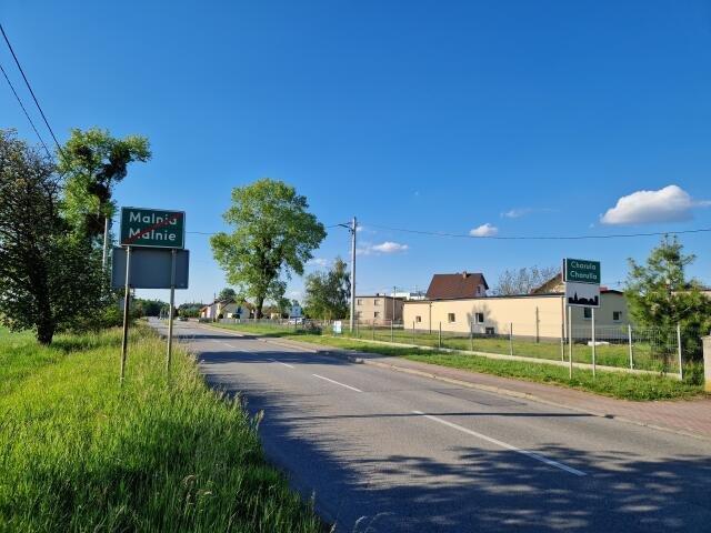 Inwestycja z halami i działką 47 arów w Malni