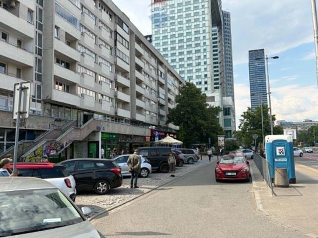 Inwestycyjne 3 pokoje na Emilii Plater w centrum Warszawy