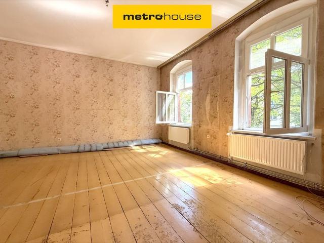 Do sprzedania inwestycyjne 130 m² w kamienicy z dużym potencjałem