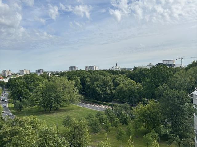 Inwestycyjne 26,7 m² w Śródmieściu, blisko parków polecam!