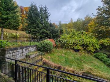 Inwestycyjny apartament z ogrodem i tarasem