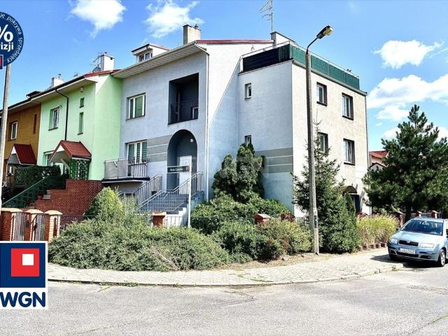Inwestycyjny dom z 6 mieszkaniami i lokalem na os. Lotniczym