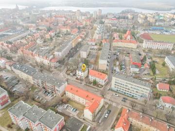 Inwestycyjny dom z lokalem usługowym i garażem w centrum Ełku