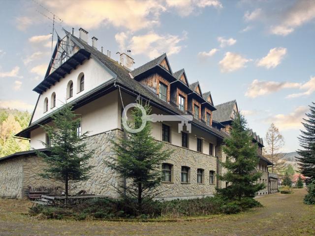 Inwestycyjny hotel z 55 miejscami i rozbudową
