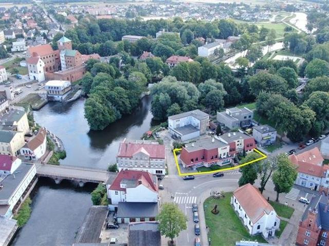 Inwestycyjny hotel z lokalami usługowymi w centrum Darłowa