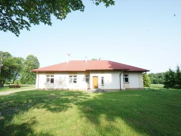 Inwestycyjny obiekt 2000 m² na 1,94 ha w Dobrej