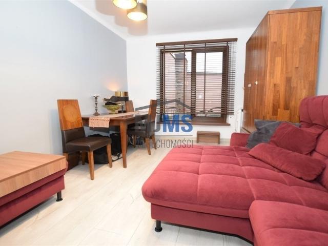 Inwestycyjny lokal 82 m2 przy deptaku w Łebie