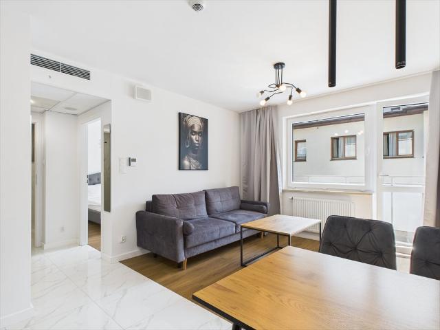 Inwestycyjny lokal z najemcą, balkon, garaż, Ursynów
