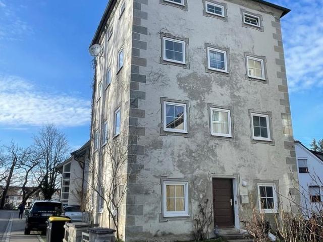 Isnyer Mehrfamilienhaus zu Verkaufen