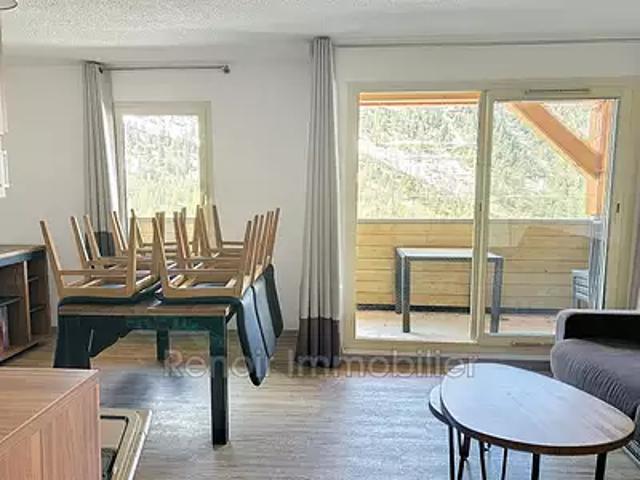 Isola 06420 Achat / Vente appartement 2 pièces t2 terrasse parking