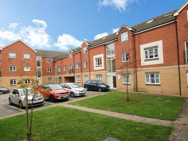 Isabelle Court, Northants, Kettering. 1 bed terraced house to rent £850 pcm £196 pw