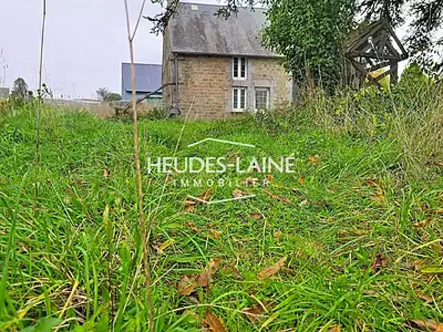 Isigny le Buat 50540 Achat / Vente maison 2 pièces t2 au dernier étage