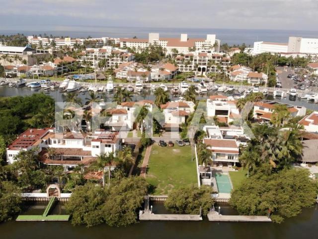Venta de Luxury Lote Terreno Lot Coto ISLA CAPITAN Acceso a Canal Muelle Privado cerca a Playa Nuevo Vallarta