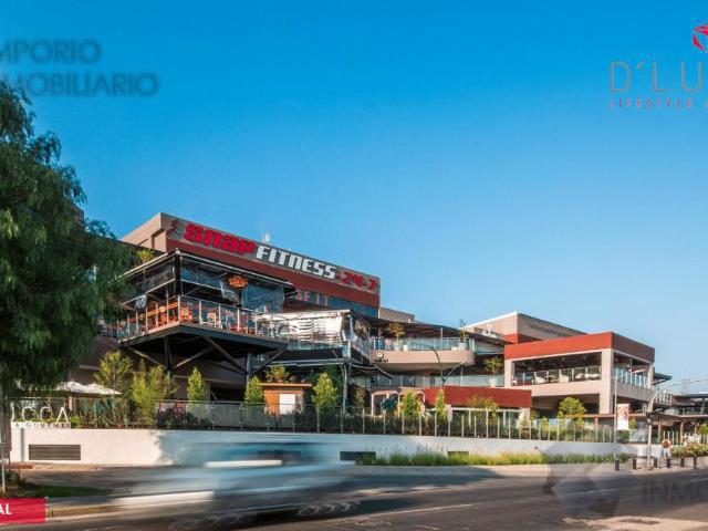 Isla Renta Plaza Comercial Valle Real $10,925 K396 E1