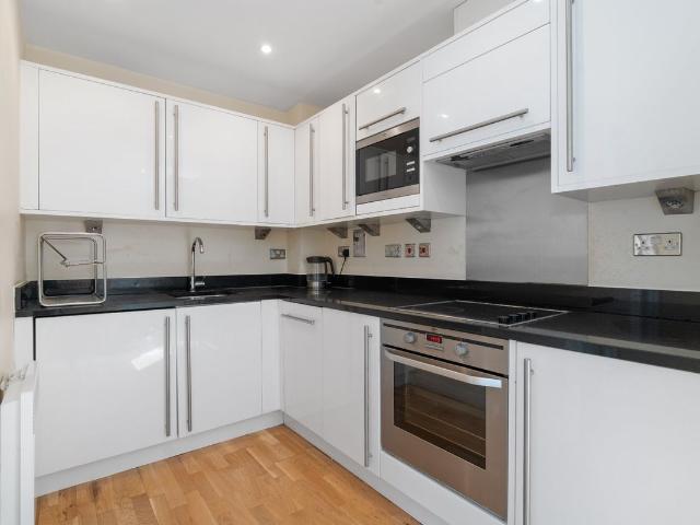 Island Apartments, 29 Basire Street N1, 2 bed flat to rent, £2,850 pcm | PrimeLocation