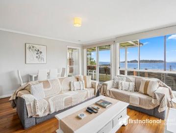 House for sale in Alonnah - Balcony